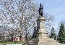 A statue of Roger Williams, 17th-century Puritan minister and champion of religious liberty, stands in Providence, Rhode Island. (Wikimedia Commons/Kenneth C. Zirkel)